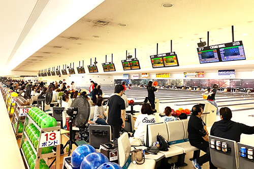 30レーン貸切で行われたボウリング大会
