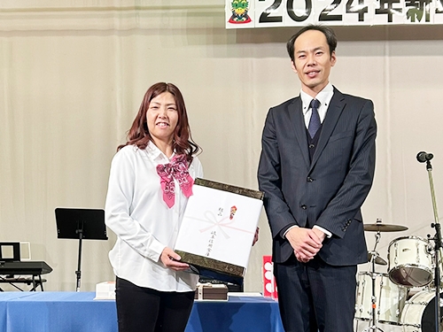 岐阜信用金庫賞を獲得した本社スタッフ