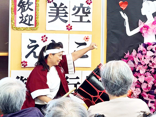 ハルコ平岩.による和太鼓演奏