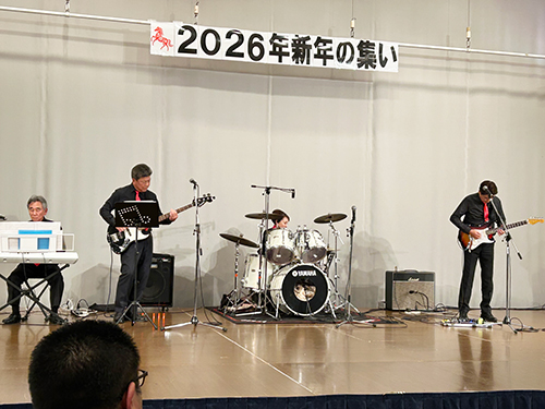 伊奈波バンドによる演奏